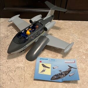 Playmobil Jet 5619 with all pieces and manual